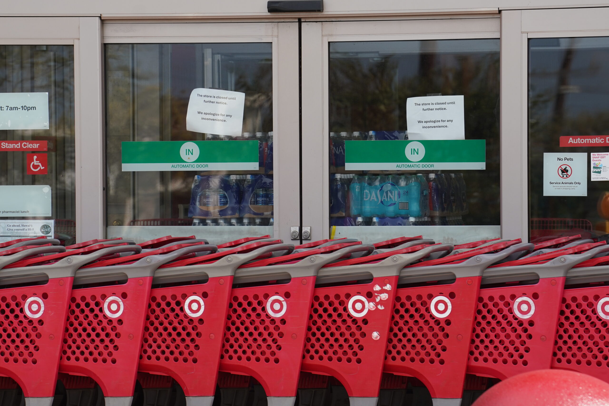 Maui Target to reopen Monday as company ramps up support for Maui Food ...